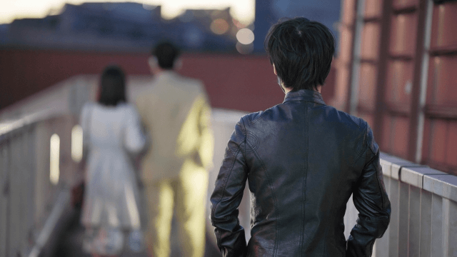 名古屋市内で尾行している探偵の写真