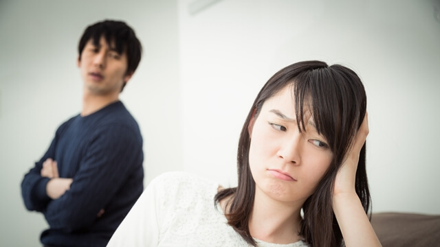 夫に不倫された奥様の写真